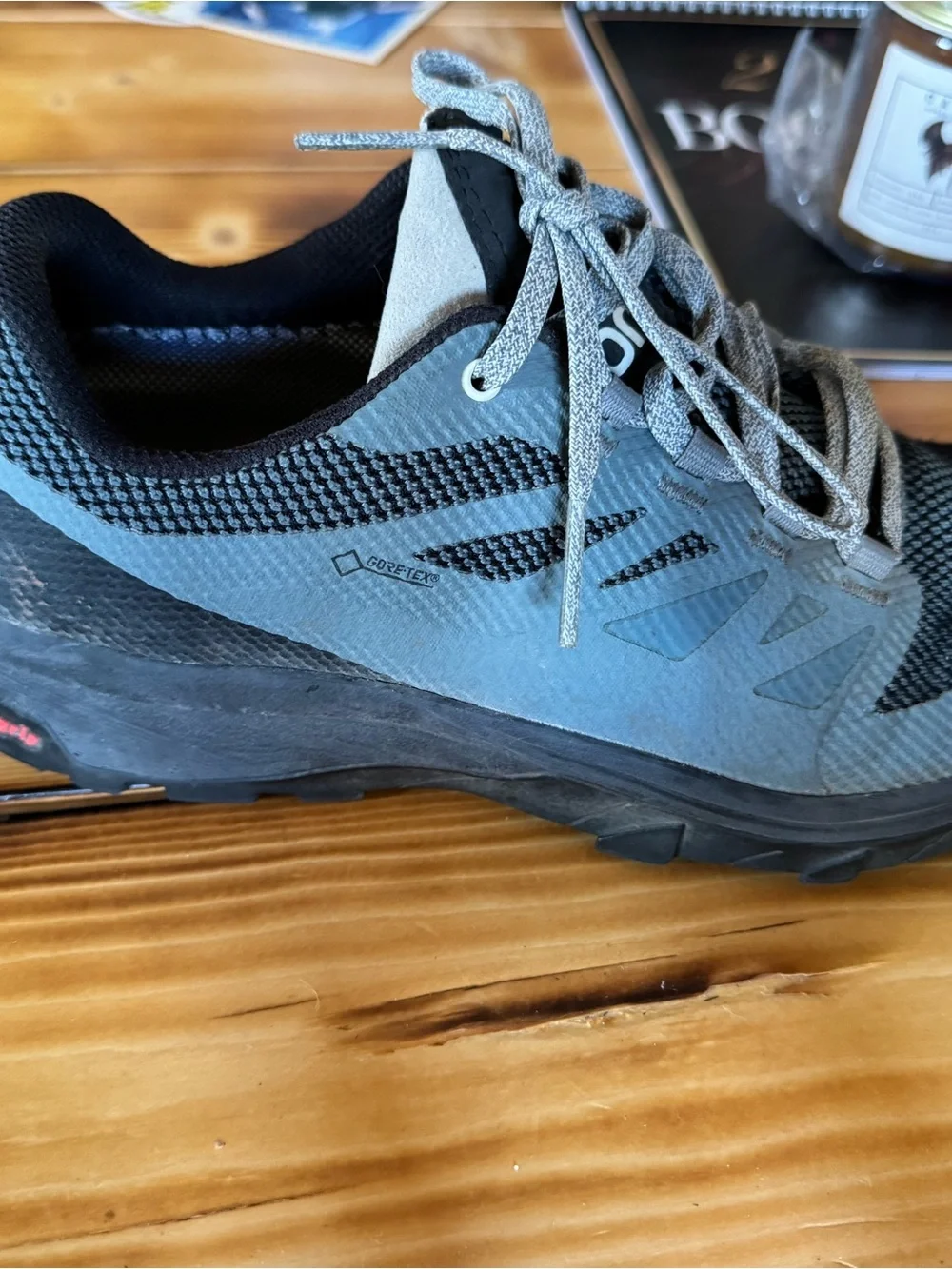 Salomon 8.5w OUTline hiking shoes